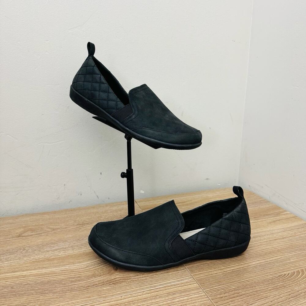 J Sport Lisa Casual Black Slip On Shoes Women’s Size 8